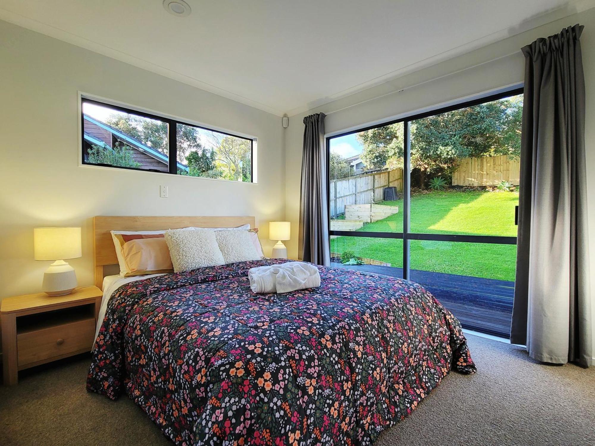 Sea View 5 Bedroom Holiday House Whangaparaoa Exterior foto